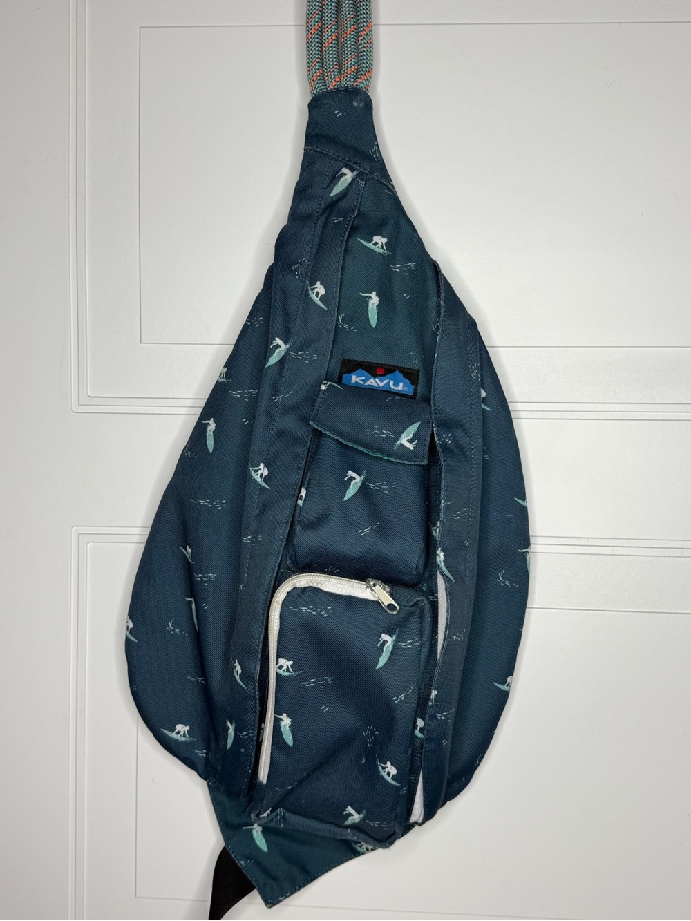 Kavu Navy Blue Surf-Print Rope Sling Bag